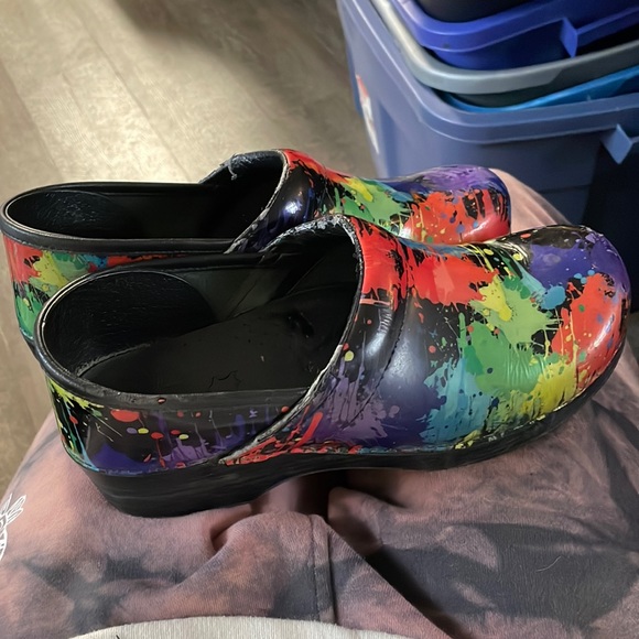 rainbow dansko